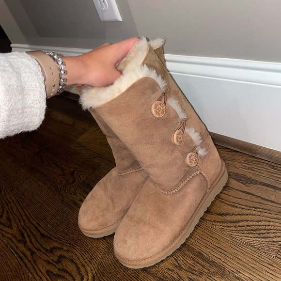 Ugh Bailey Button Boots Triplet - Picture 4 of 9